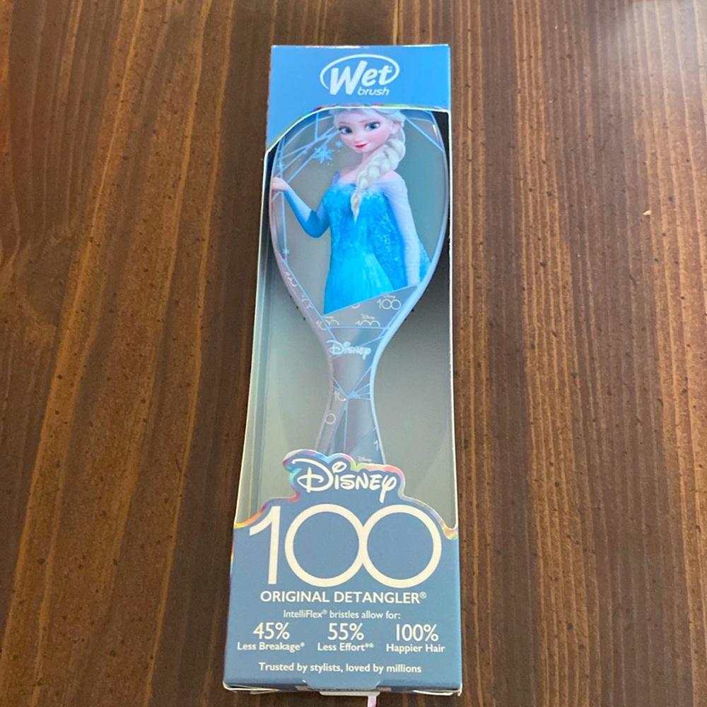 Disney’s Limited Edition Elsa Wet Brush